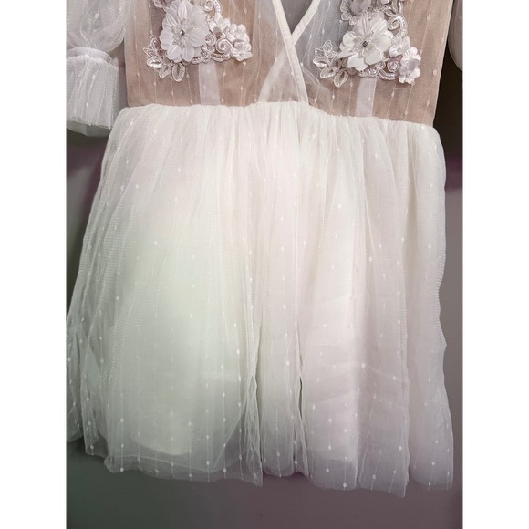 Showpo Akshia Mini Dress Puff Sleeve Floral Detail Plunge Neck‎ White Size 8 - Picture 5 of 10